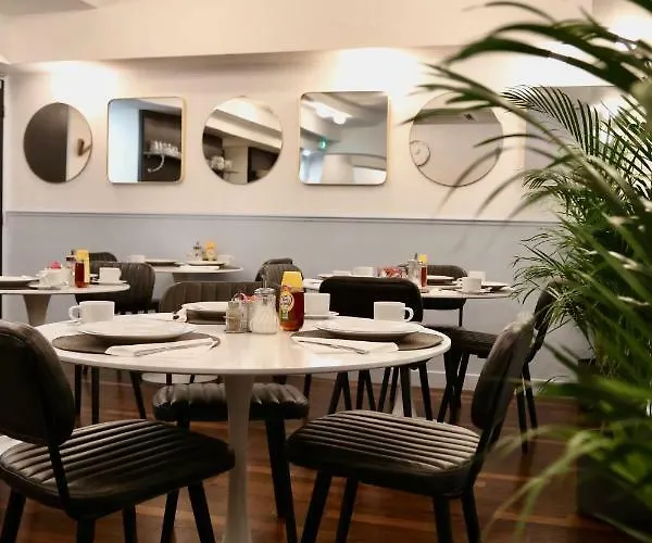 Stella Etoile Hotel 3*