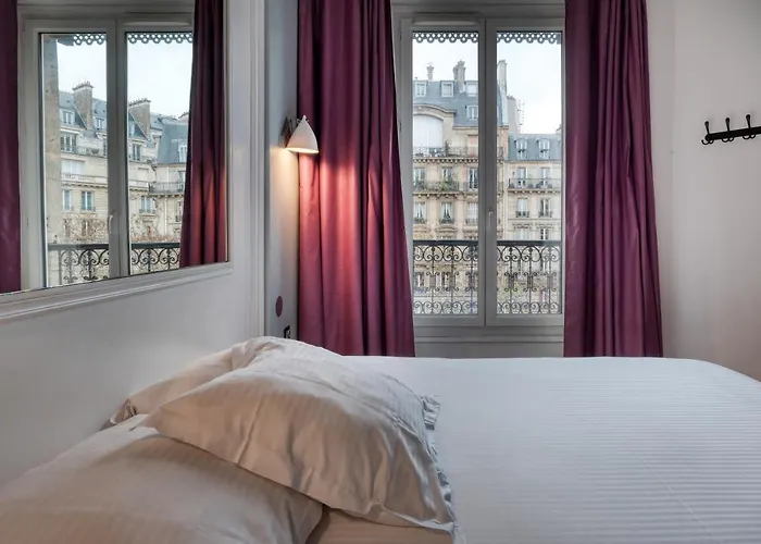 Stella Etoile Parigi