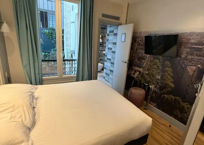 斯特拉星酒店 3*
