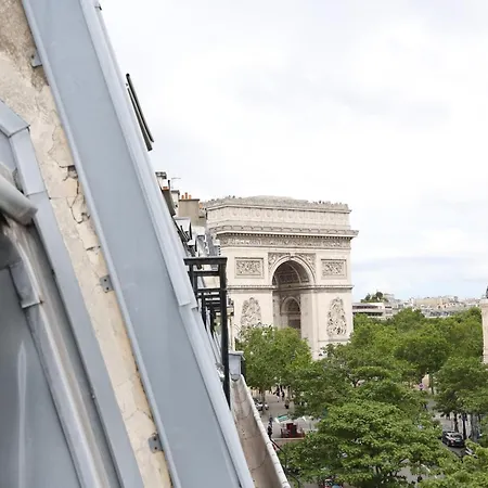 Stella Etoile Paris